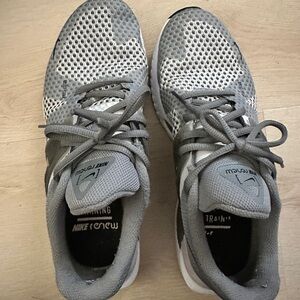 Nike Renew Training Sneakers in Gray